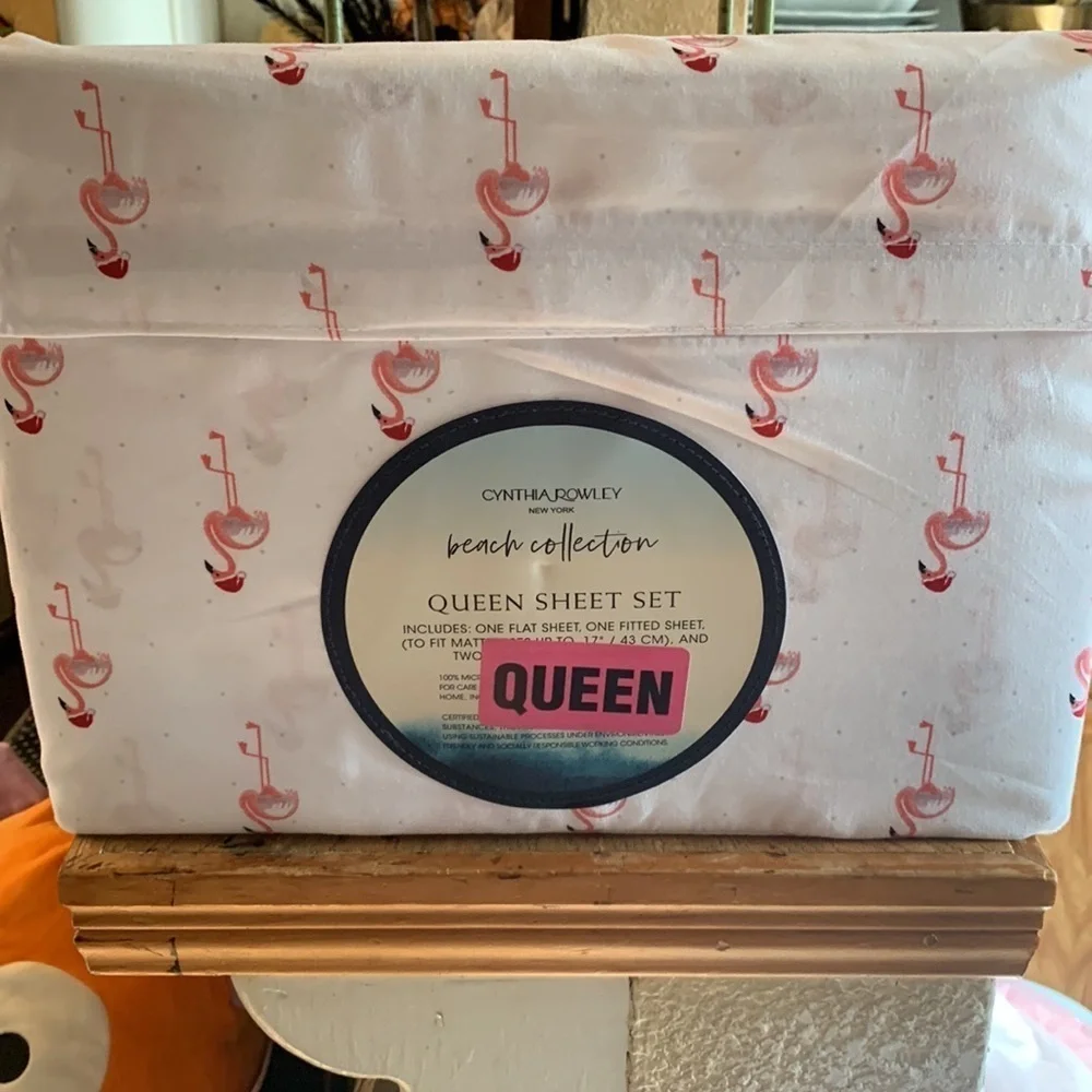 Cynthia Rowley Christmas flamingo Santa sheet Set Queen NEW